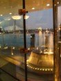 /album/fotogalerie-dubaj-2004/dubai-burj-al-arab-pohled-pred-hotela-jpg/